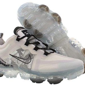 Nike Air VaporMax 2019 - Mens 8; Womens 9.5